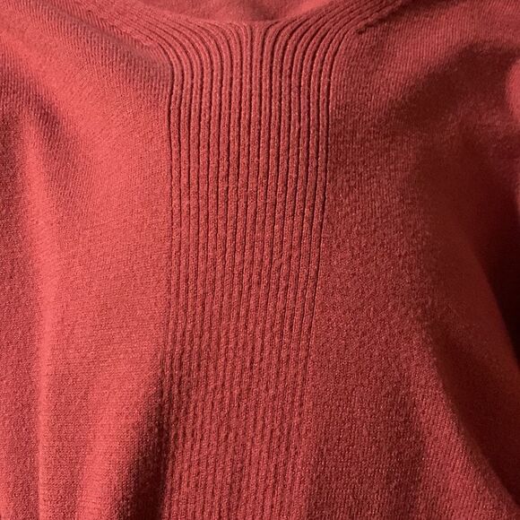 Pink Lily maroon sweater - Picture 6 of 7
